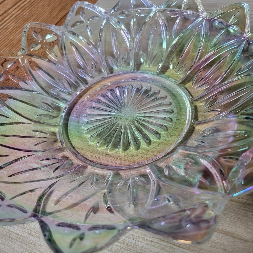 Vintage Federal Glass Stunning Clear Iridescent Petal Bowl 8.5" - Picture 4 of 16